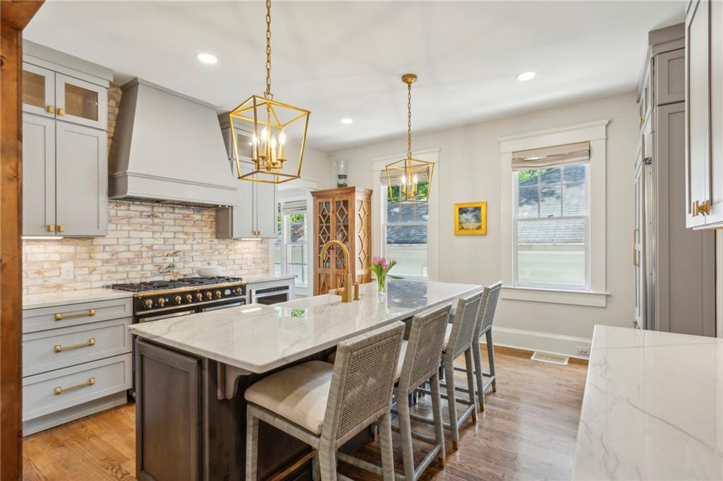 13 Roanoke Avenue NE