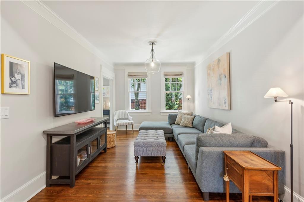 13 Roanoke Avenue NE