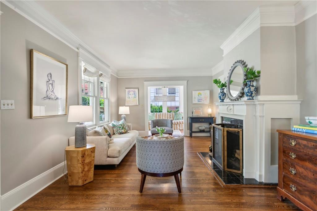 13 Roanoke Avenue NE