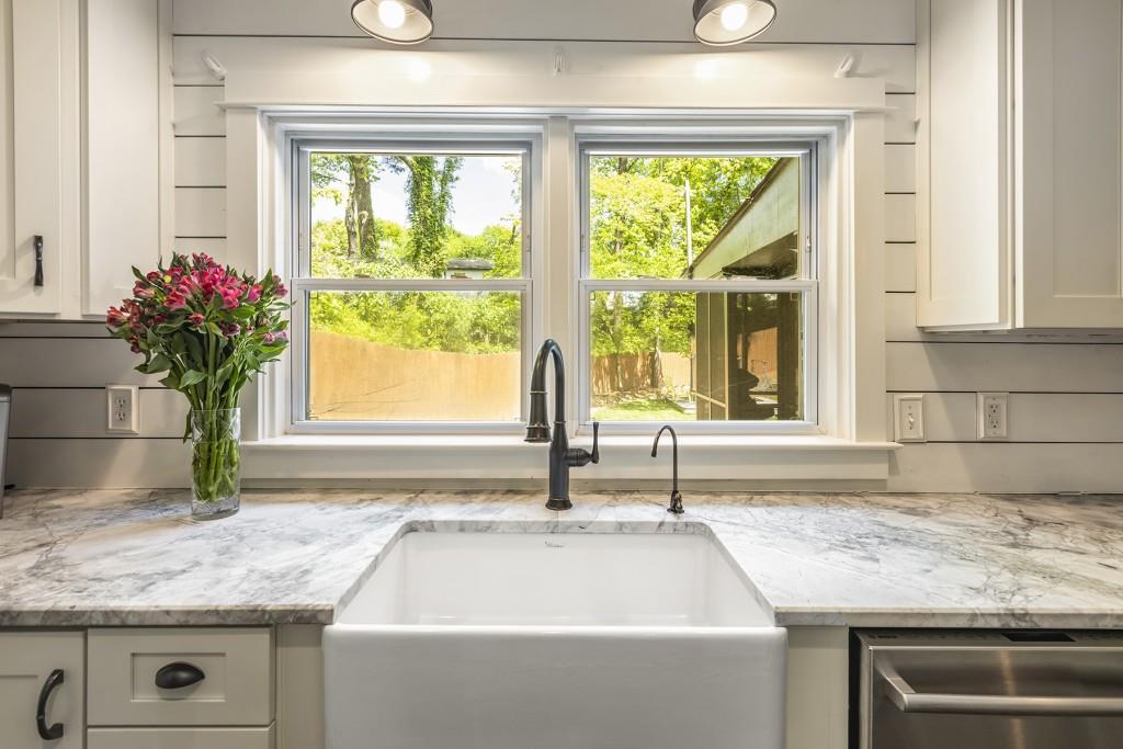 1029 Seaboard Avenue NW