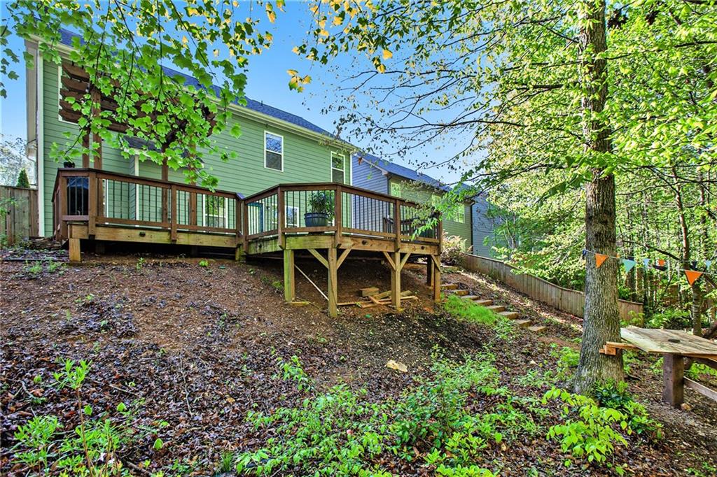 555 Winder Trail