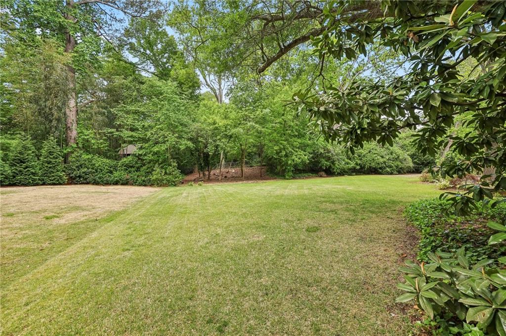 2480 Ellijay Drive NE