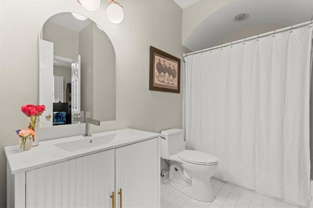 520 Champions Hills Drive