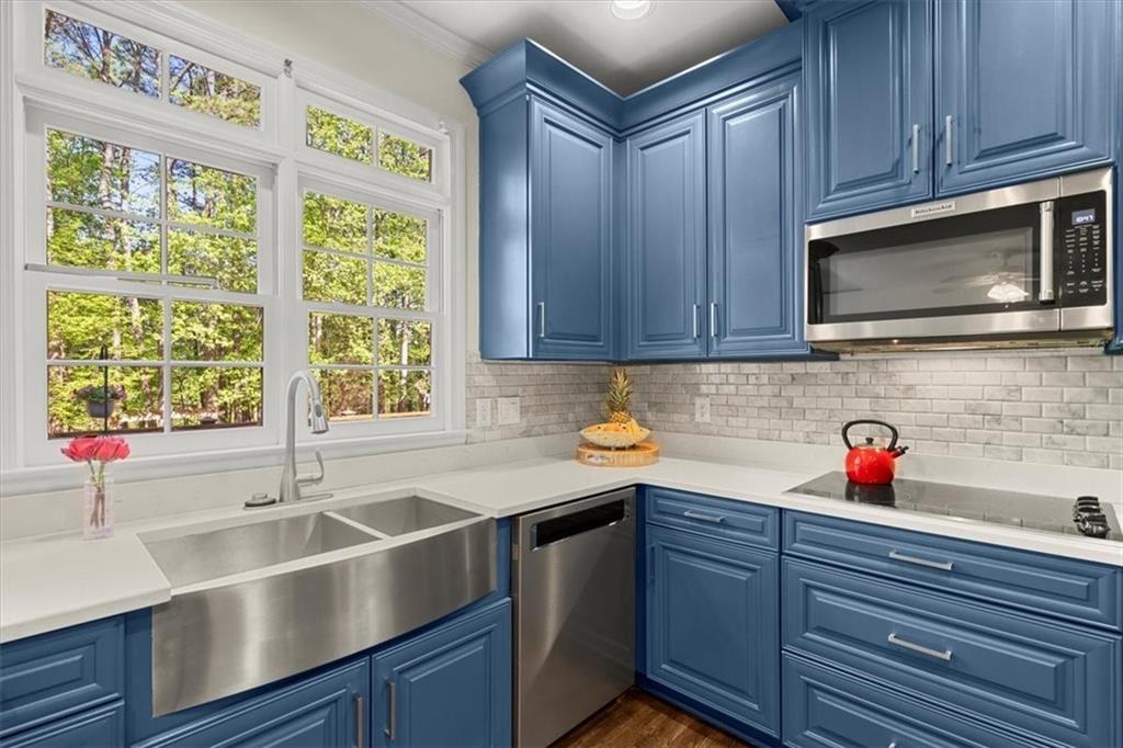 520 Champions Hills Drive