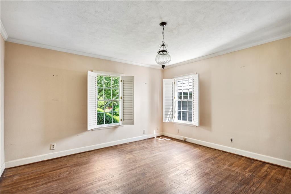 216 Mount Paran Road