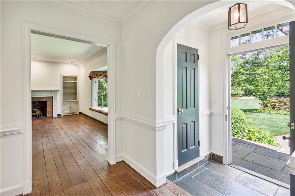 216 Mount Paran Road