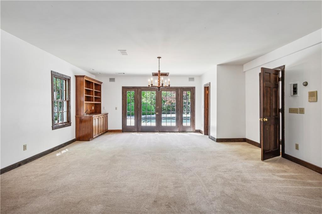 216 Mount Paran Road