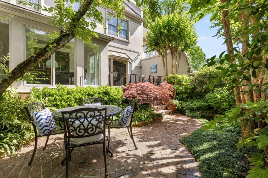 2525 Peachtree Road NE Unit 13