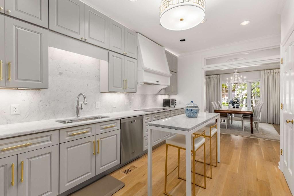 2525 Peachtree Road NE Unit 13