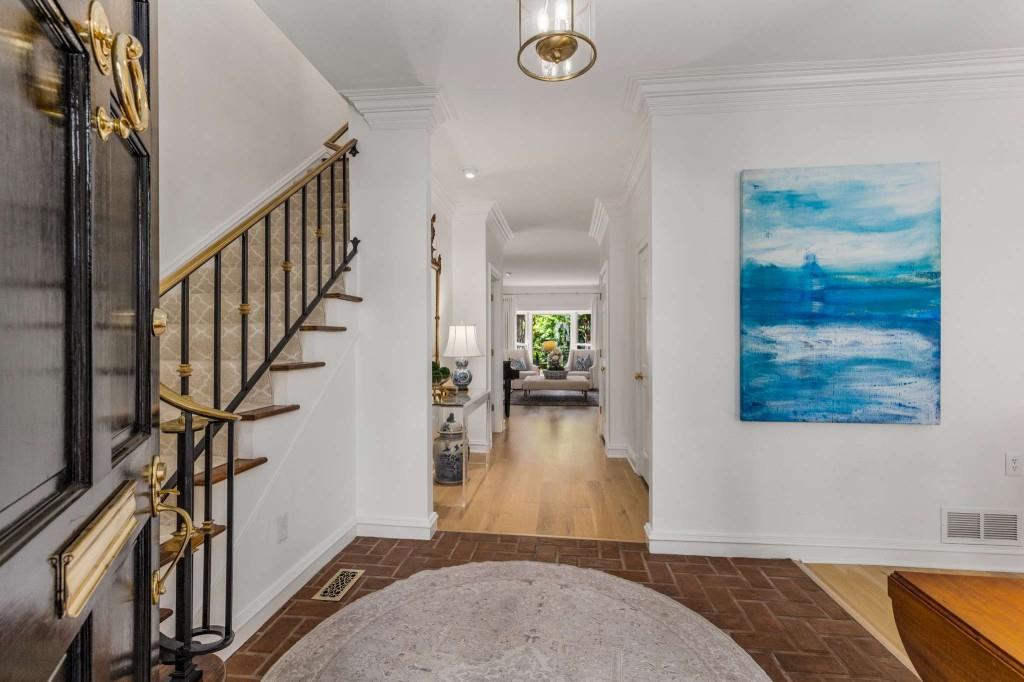 2525 Peachtree Road NE Unit 13