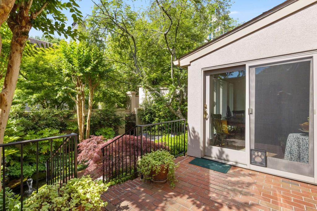 2525 Peachtree Road NE Unit 13