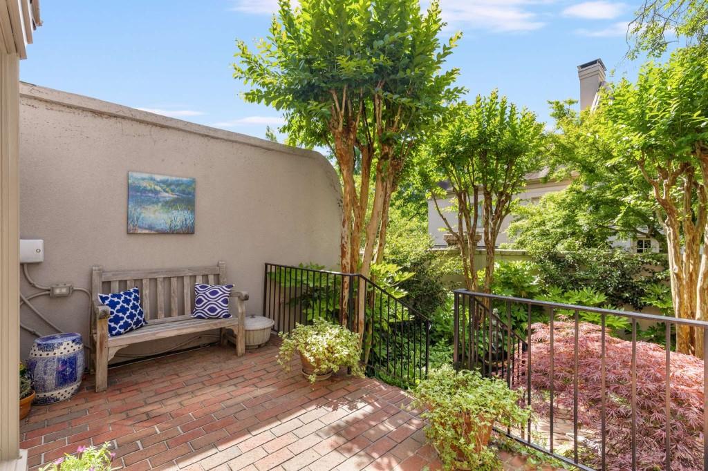 2525 Peachtree Road NE Unit 13