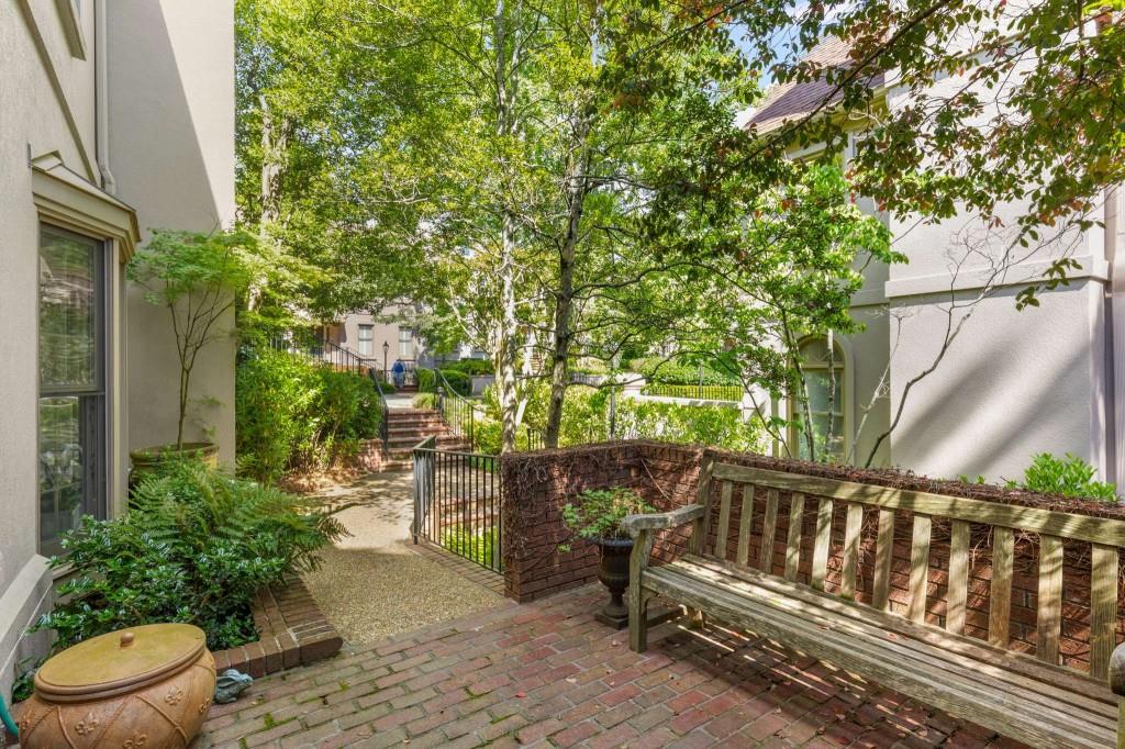 2525 Peachtree Road NE Unit 13