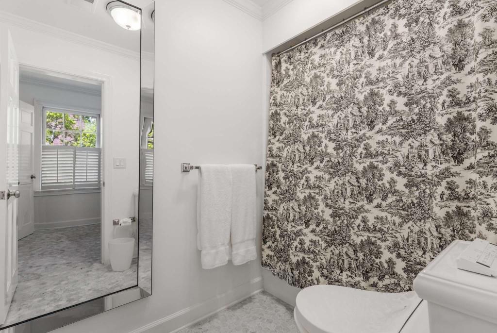 2525 Peachtree Road NE Unit 13