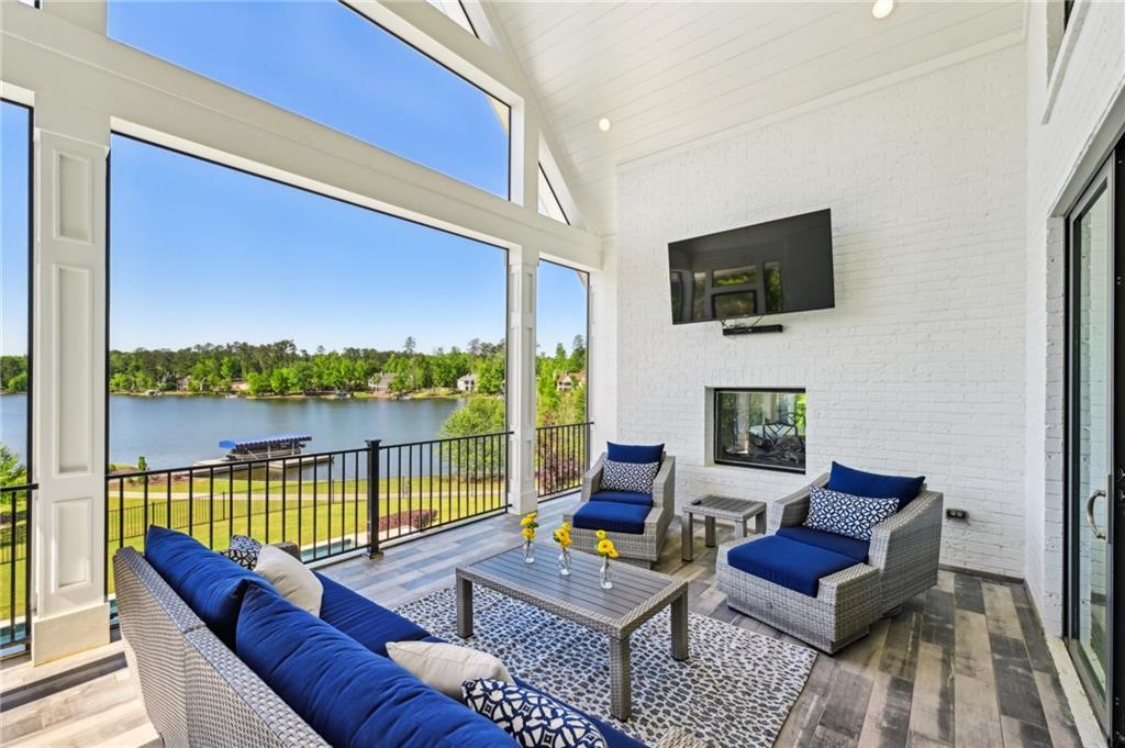 1410 Winged Foot Drive