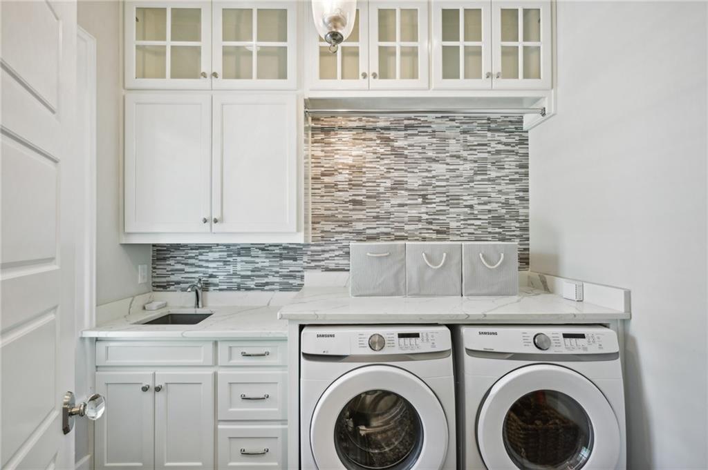 1410 Winged Foot Drive