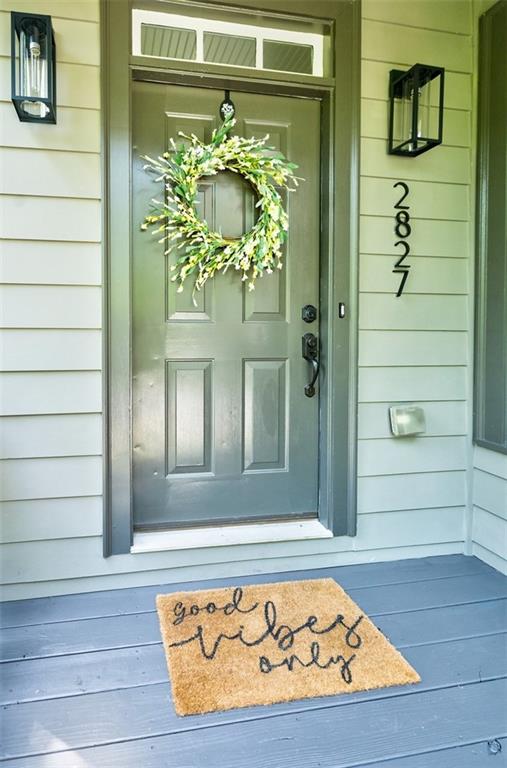 2827 White Oak Drive