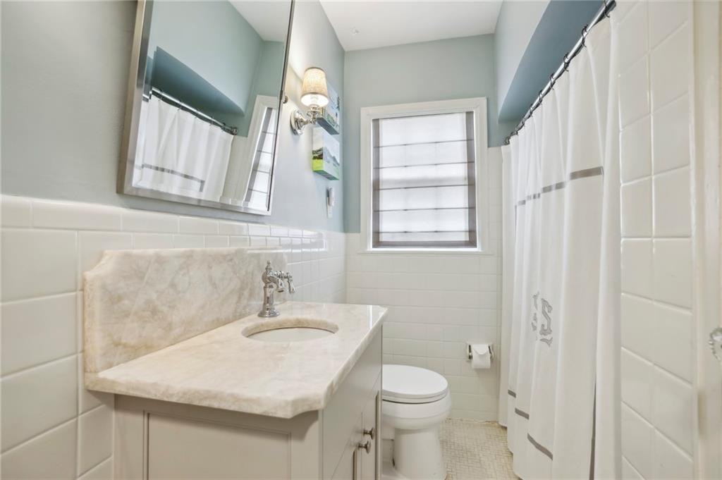 2143 Mckinley Road NW