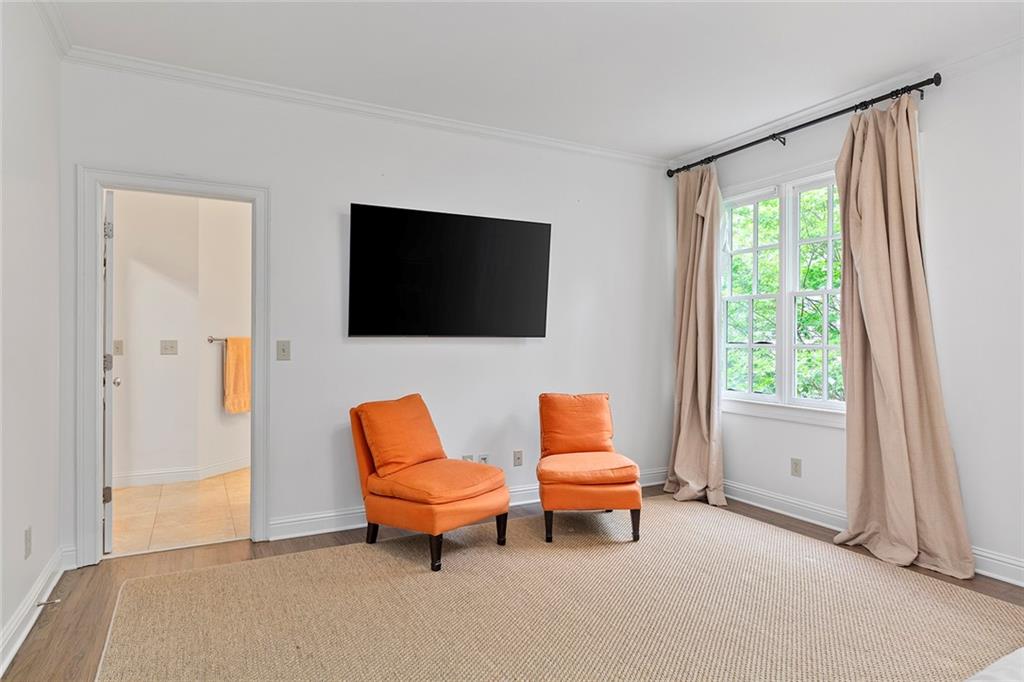 2070 Howell Mill Road NW