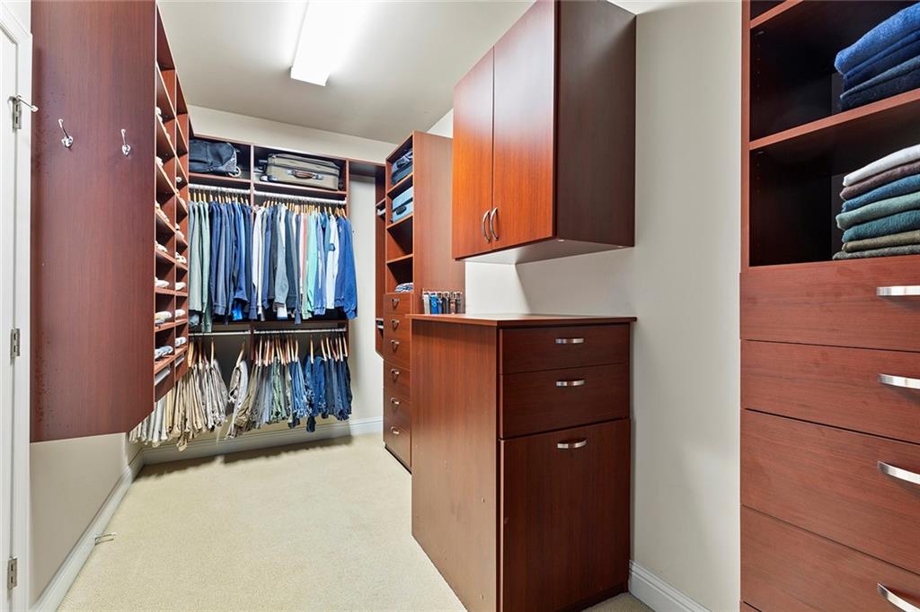 2070 Howell Mill Road NW