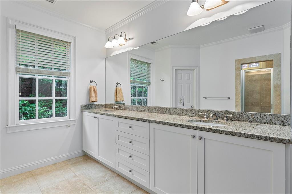 2070 Howell Mill Road NW