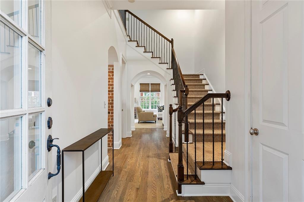 2070 Howell Mill Road NW