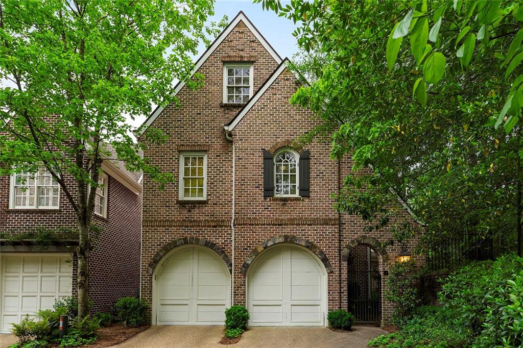 2070 Howell Mill Road NW