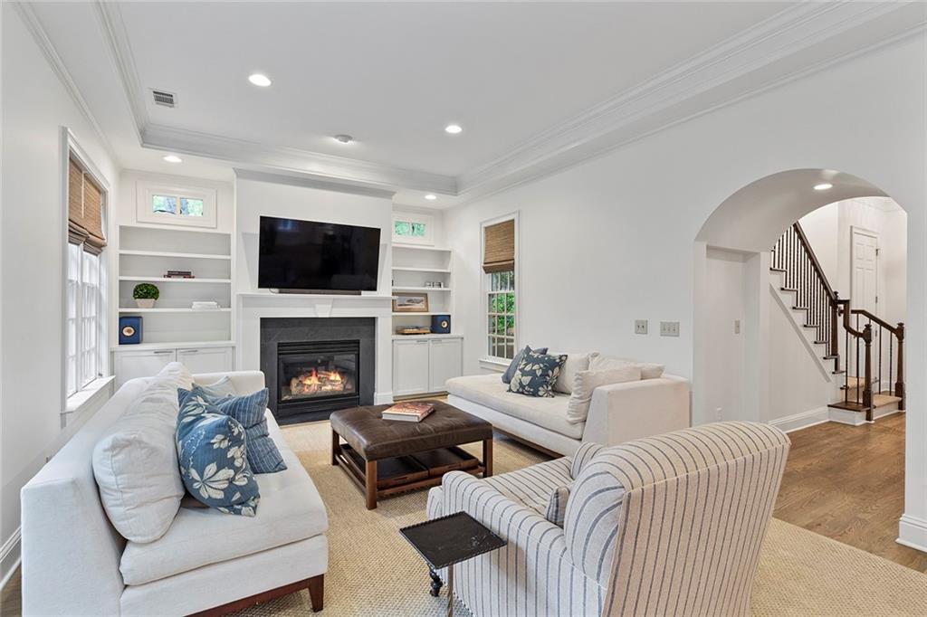 2070 Howell Mill Road NW