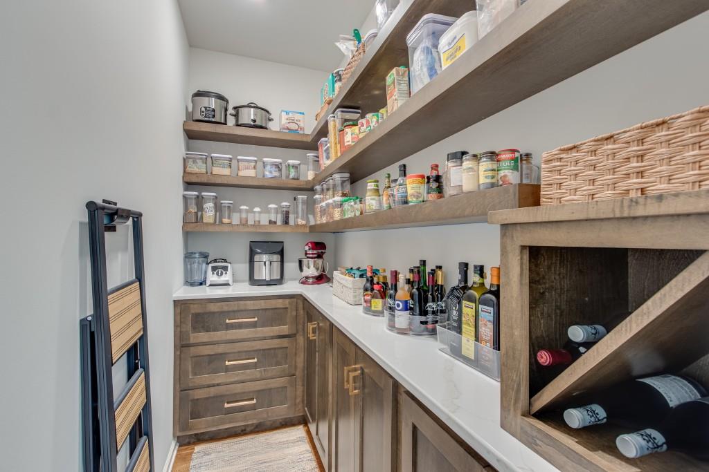 5441 Fishermans Cove