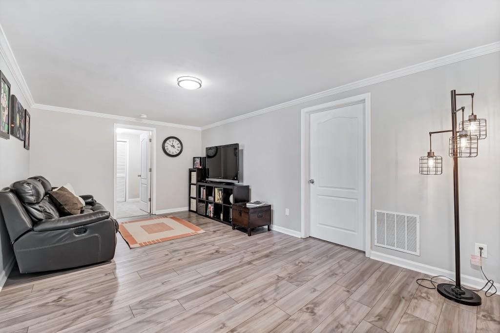 3710 Old Path Crossing