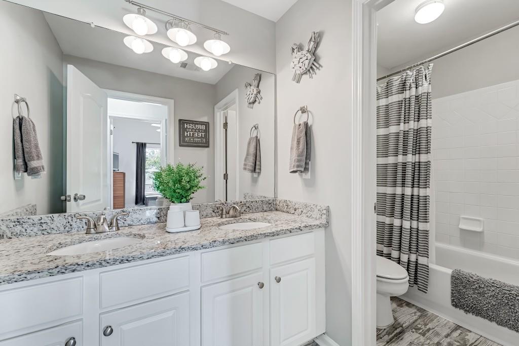 3710 Old Path Crossing