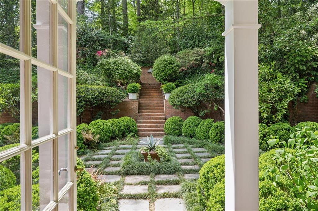 3000 Habersham Road NW