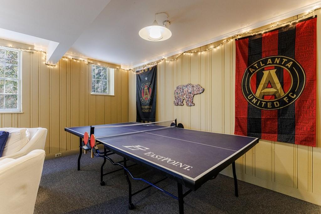 225 Huntington Road NE