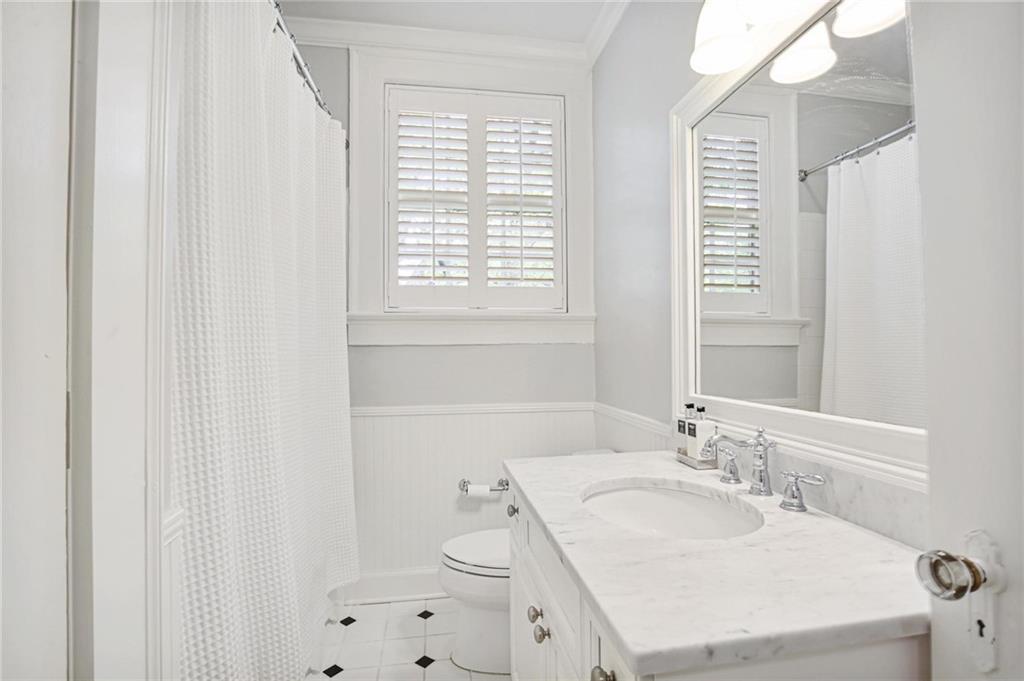 2814 Peachtree Road NW Unit 12