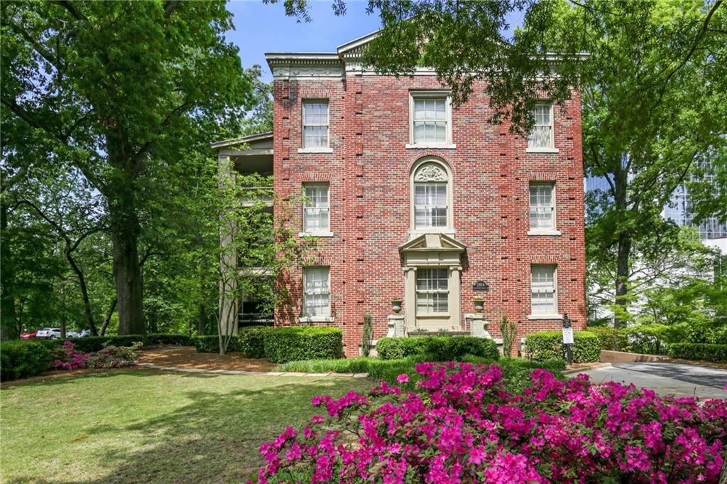 2814 Peachtree Road NW Unit 12
