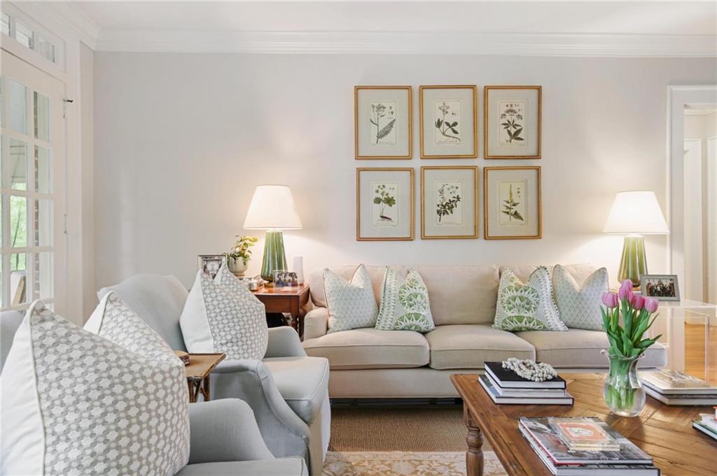 2814 Peachtree Road NW Unit 12