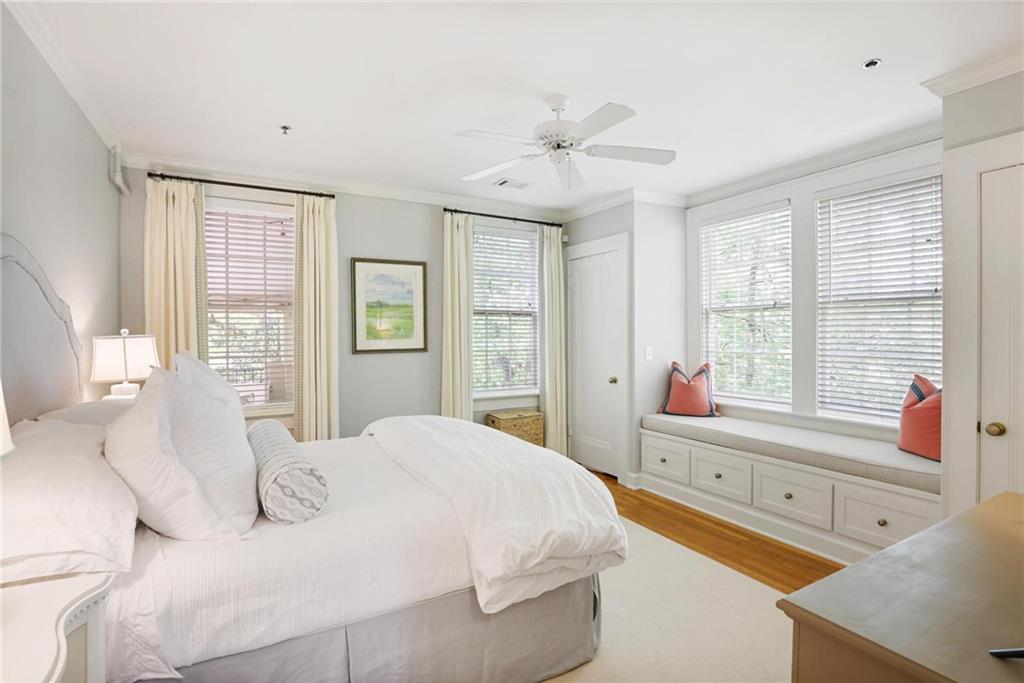 2814 Peachtree Road NW Unit 12