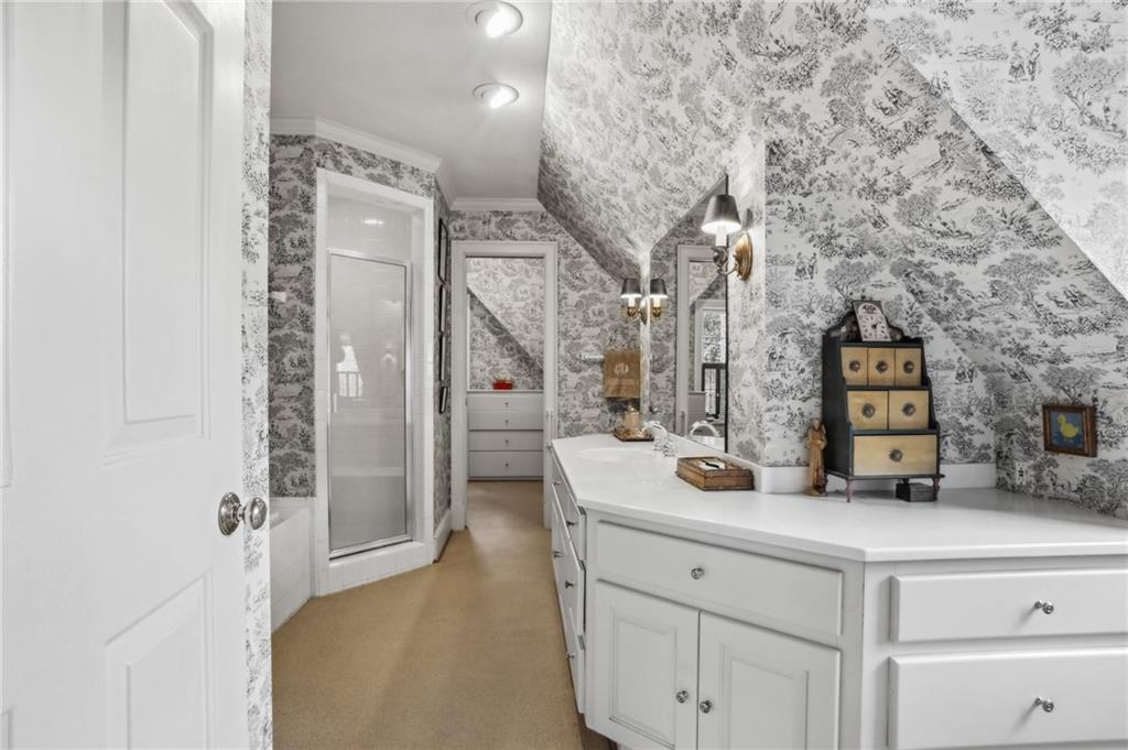 2395 Dellwood Drive NW