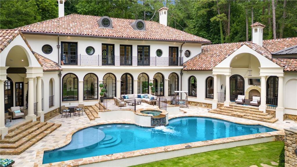 876 Crest Valley Drive