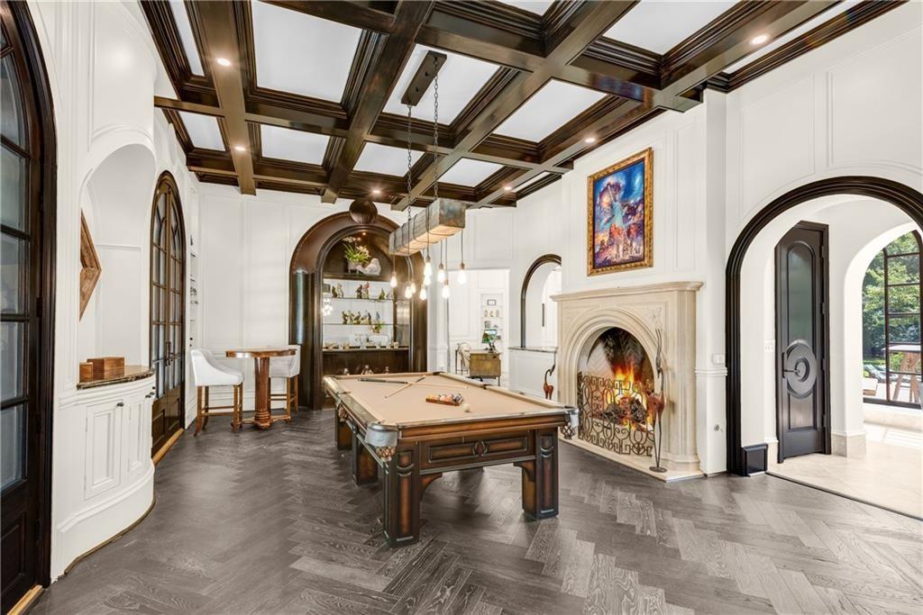 876 Crest Valley Drive