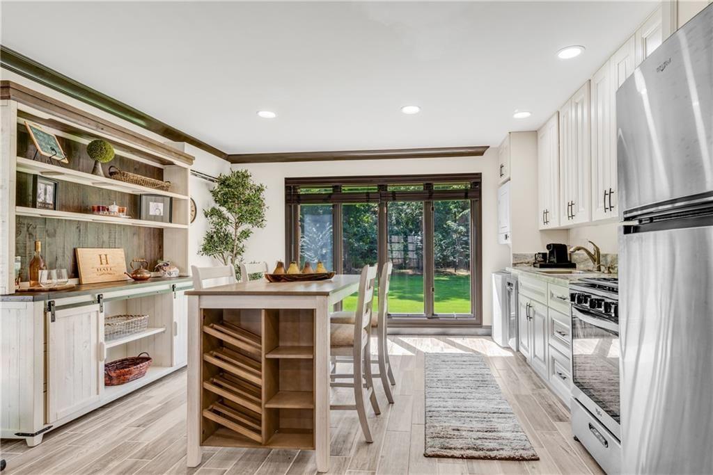 876 Crest Valley Drive