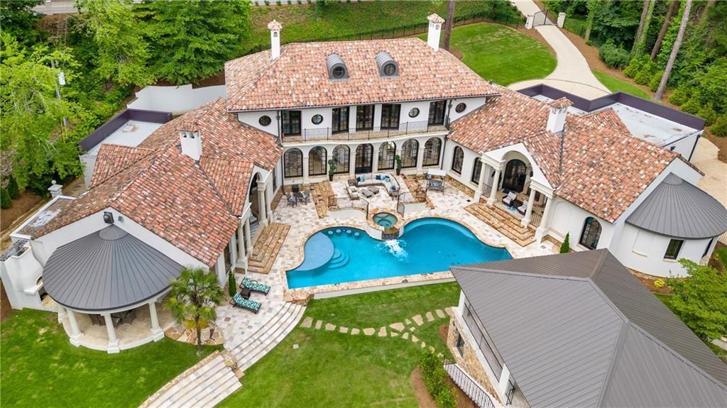 876 Crest Valley Drive