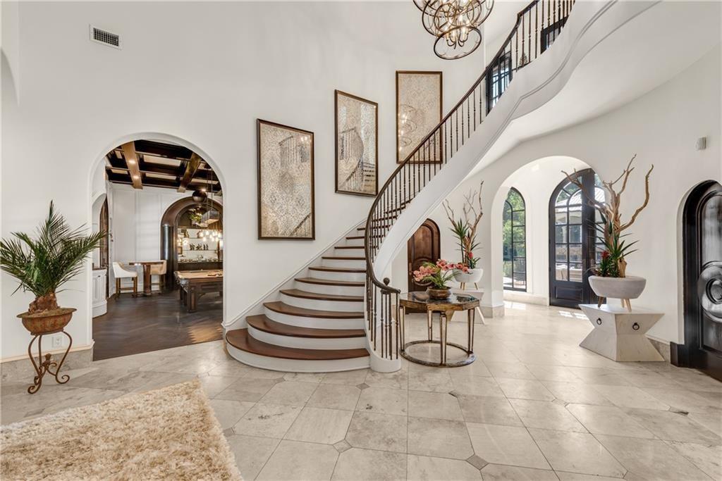 876 Crest Valley Drive