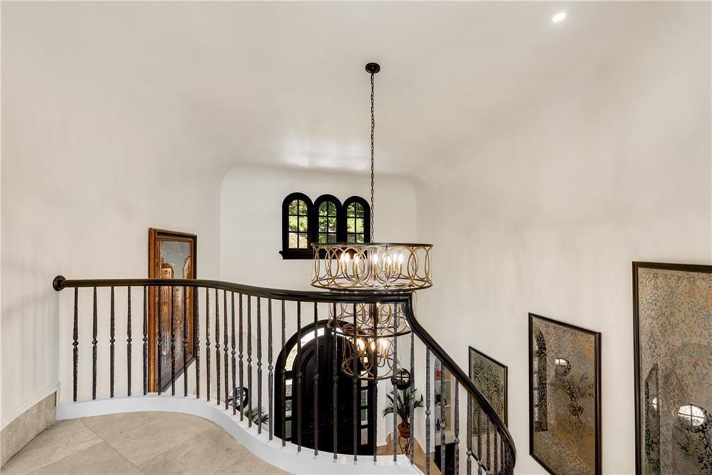 876 Crest Valley Drive