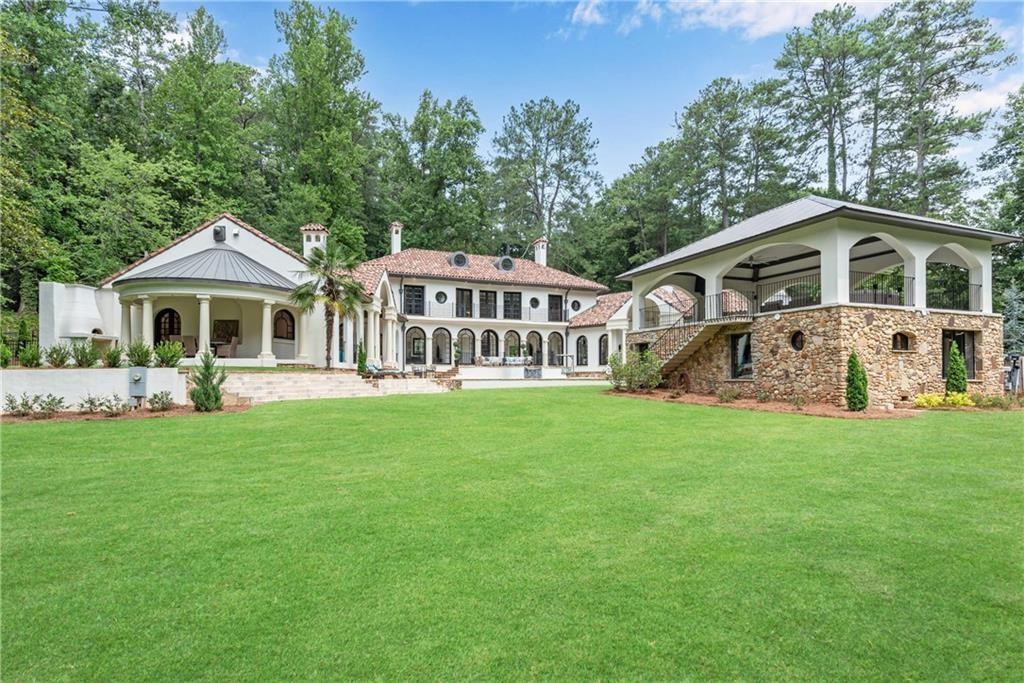 876 Crest Valley Drive