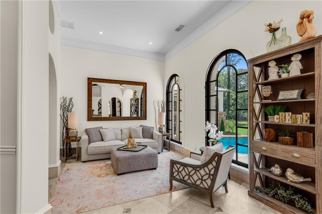 876 Crest Valley Drive