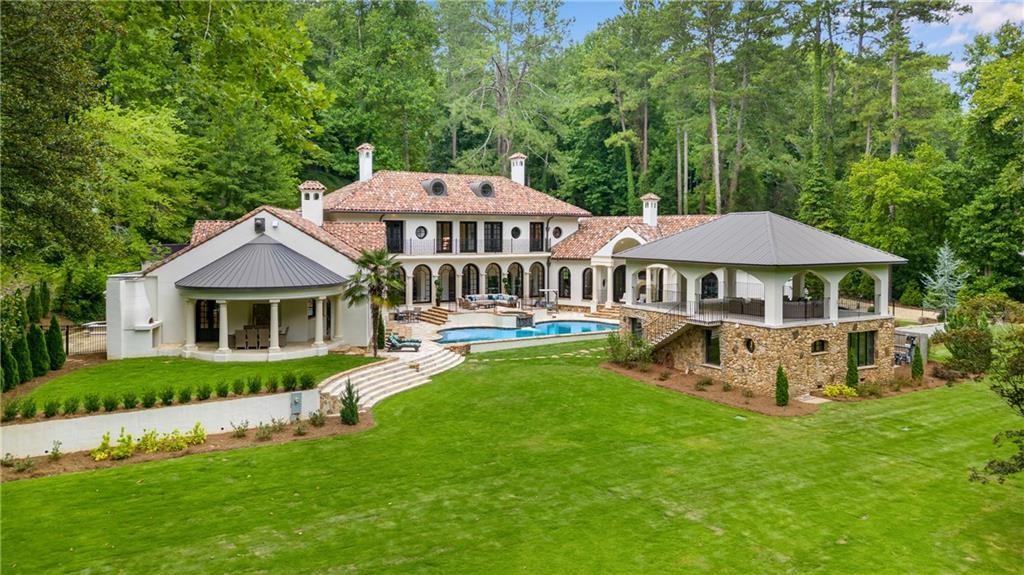 876 Crest Valley Drive