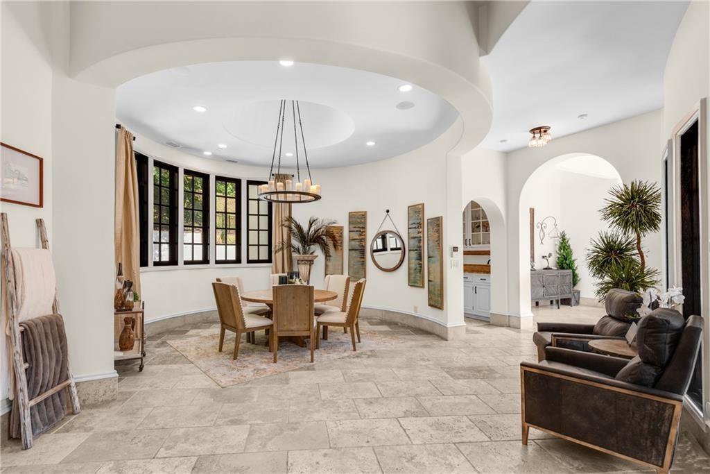 876 Crest Valley Drive