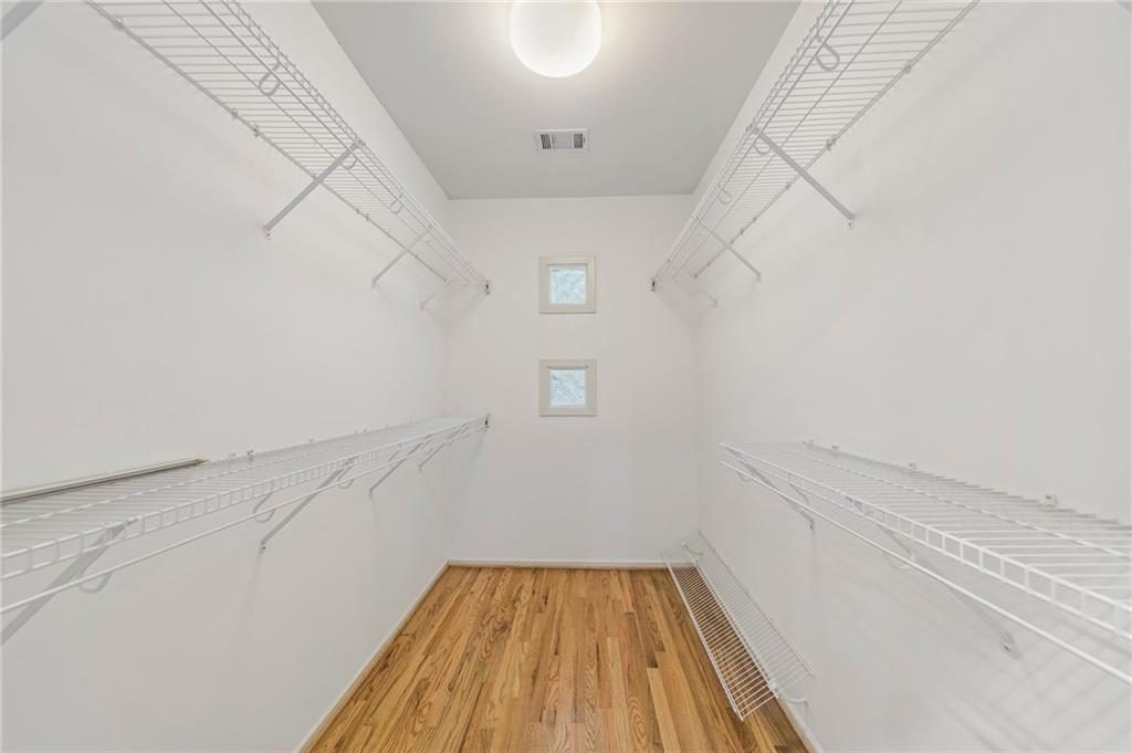 1330 Fernwood Circle NE