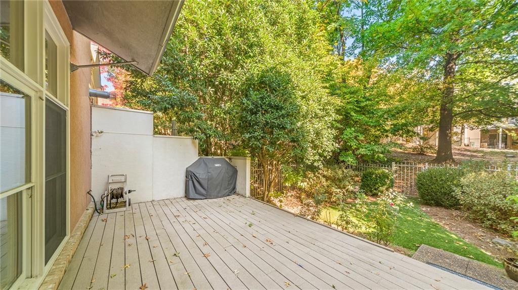 1330 Fernwood Circle NE